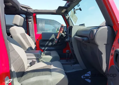 2010 Jeep Wrangler Unlimited Rubicon из США, поврежденный, VIN 1J4BA6H11AL128604